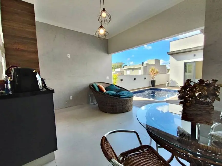 Casa à venda, 300m2 em Braganca Paulista - SP - imagem 3 Foto 3 de Casa à venda, 300m2 em Braganca Paulista - SP