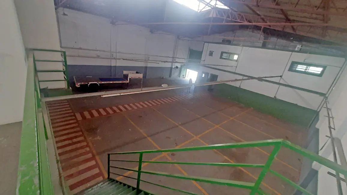 Sala Comercial para alugar, 400m2 em Aparecida, Braganca Paulista - SP - imagem 3 Foto 3 de Sala Comercial para alugar, 400m2 em Aparecida, Braganca Paulista - SP