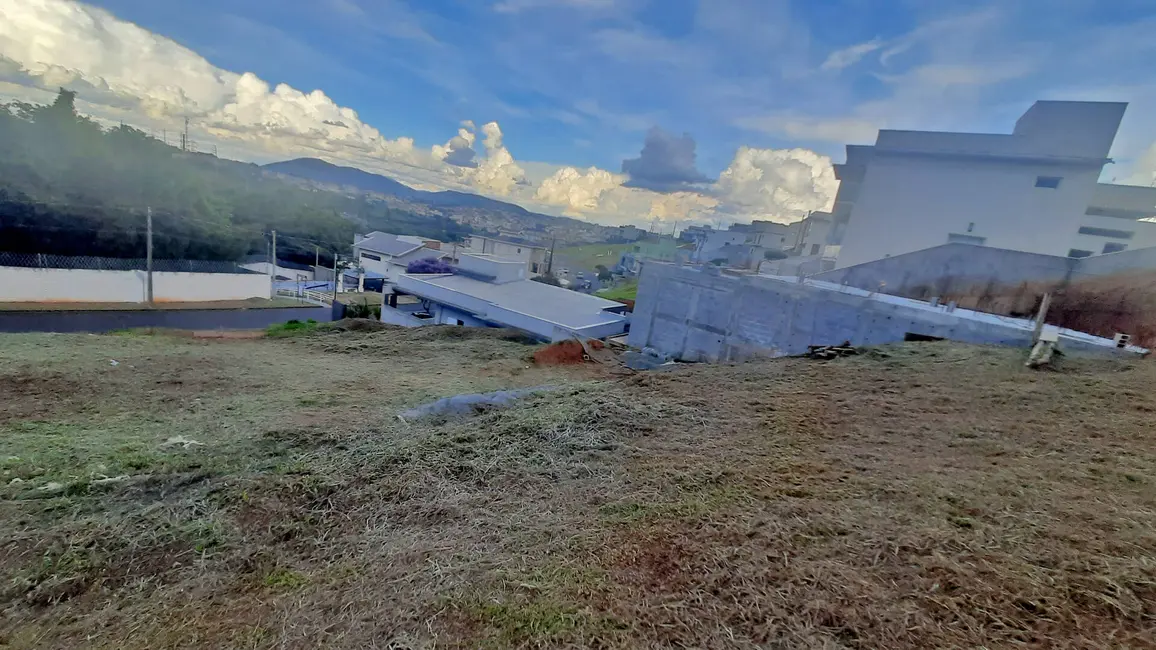 Foto 3 de Terreno / Lote à venda, 330m2 em Condomínio Villa Real de Bragança, Braganca Paulista - SP