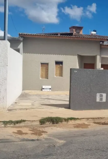 Casa com 2 quartos à venda em Jardim Águas Claras, Braganca Paulista - SP - imagem 1 Foto 1 de Casa com 2 quartos à venda em Jardim Águas Claras, Braganca Paulista - SP