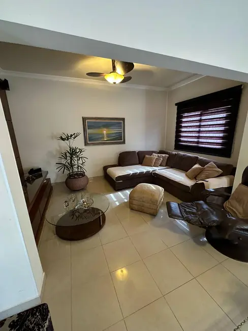 Casa com 4 quartos à venda, 1600m2 em Condomínio Jardim das Palmeiras, Braganca Paulista - SP - imagem 9 Foto 9 de Casa com 4 quartos à venda, 1600m2 em Condomínio Jardim das Palmeiras, Braganca Paulista - SP