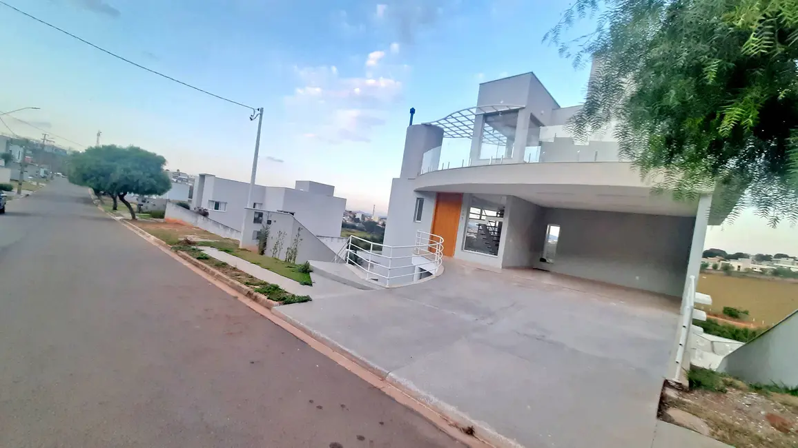 Foto 3 de Casa com 3 quartos à venda, 357m2 em Condomínio Villa Real de Bragança, Braganca Paulista - SP