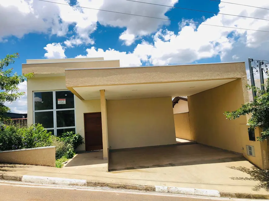 Casa de Condomínio à venda em Condomínio Portal da Serra, Braganca Paulista - SP - imagem 1 Foto 1 de Casa de Condomínio à venda em Condomínio Portal da Serra, Braganca Paulista - SP