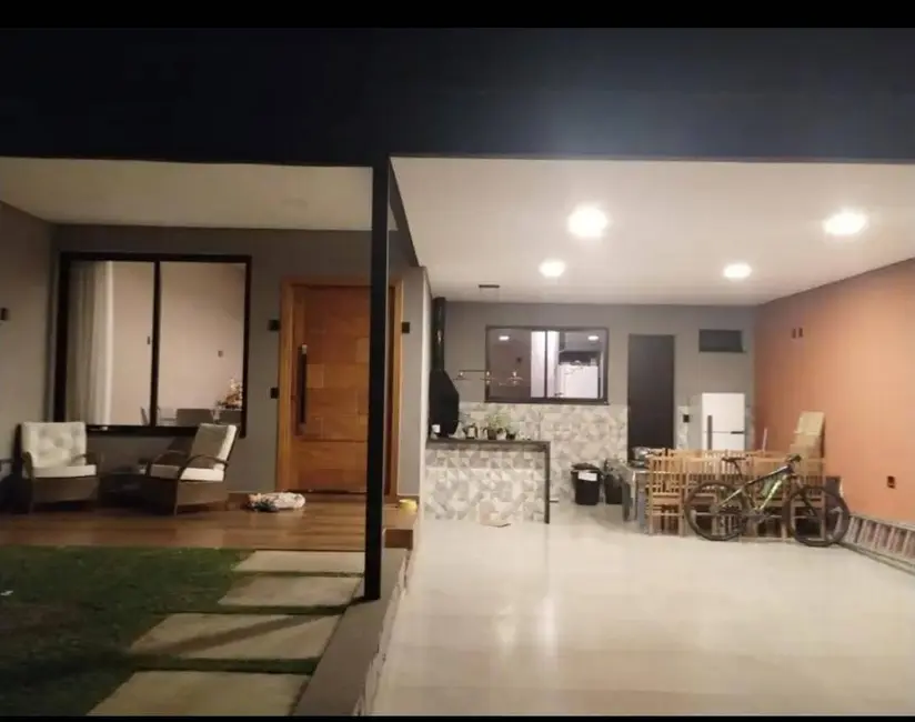 Casa de Condomínio com 3 quartos à venda em Condomínio Portal da Serra, Braganca Paulista - SP - imagem 1 Foto 1 de Casa de Condomínio com 3 quartos à venda em Condomínio Portal da Serra, Braganca Paulista - SP