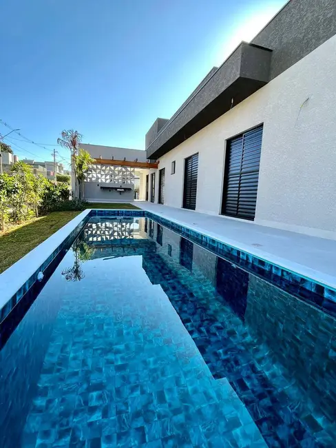 Foto 1 de Casa de Condomínio com 3 quartos à venda, 154m2 em Condomínio Portal da Serra, Braganca Paulista - SP