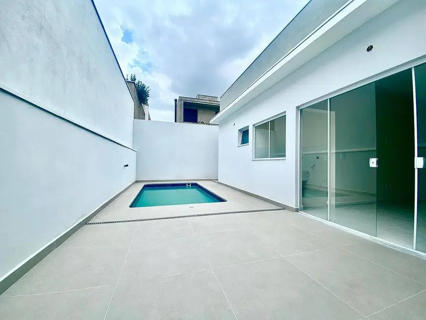 Foto 1 de Casa de Condomínio com 3 quartos à venda em Condomínio Portal da Serra, Braganca Paulista - SP