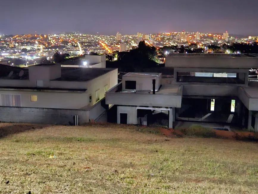 Foto 3 de Lote de Condomínio à venda, 348m2 em Condomínio Villa Real de Bragança, Braganca Paulista - SP