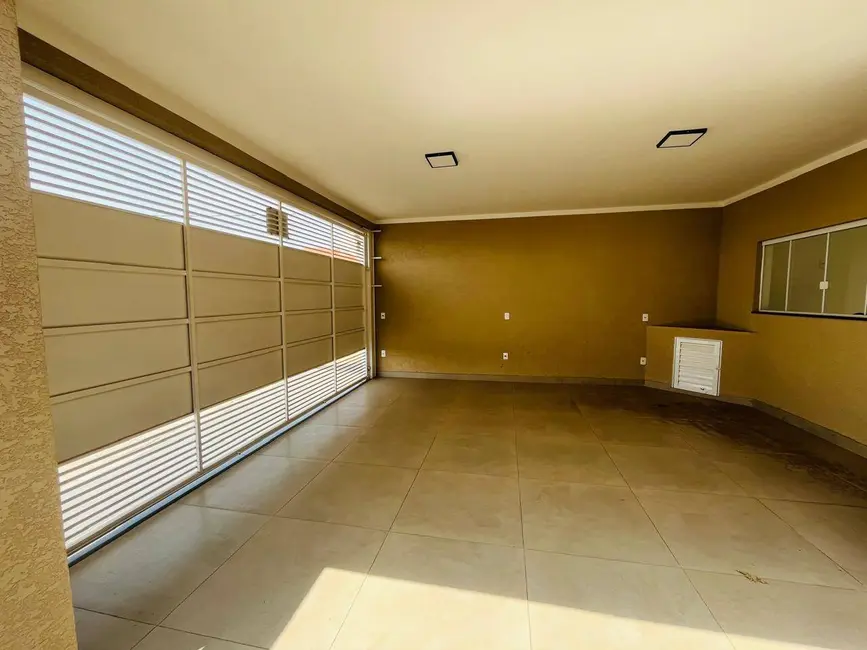 Foto 2 de Casa com 3 quartos à venda, 140m2 em Braganca Paulista - SP