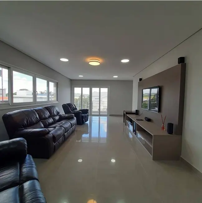 Foto 6 de Casa com 5 quartos à venda e para alugar, 750m2 em Residencial Colinas de São Francisco, Braganca Paulista - SP