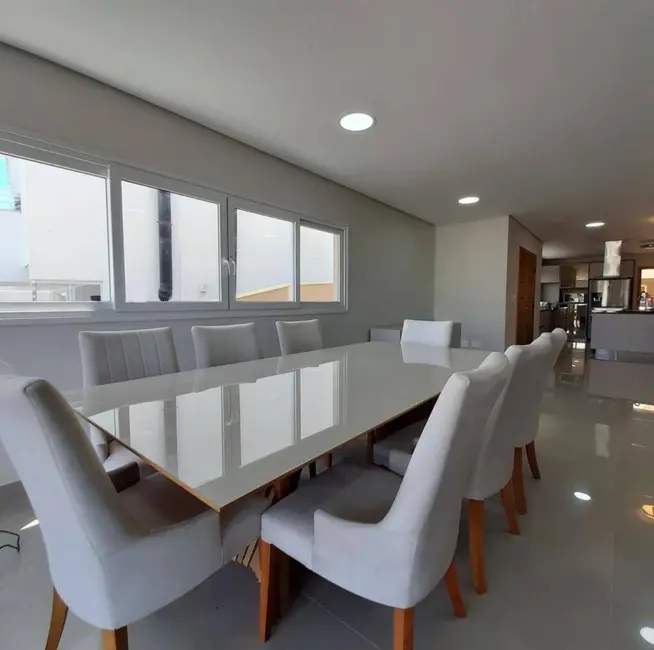 Foto 3 de Casa com 5 quartos à venda e para alugar, 750m2 em Residencial Colinas de São Francisco, Braganca Paulista - SP