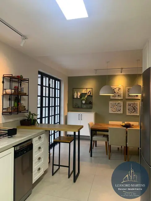 Sobrado com 3 quartos à venda, 400m2 em Planalto Paulista, São Paulo - SP - imagem 9 Foto 9 de Sobrado com 3 quartos à venda, 400m2 em Planalto Paulista, São Paulo - SP