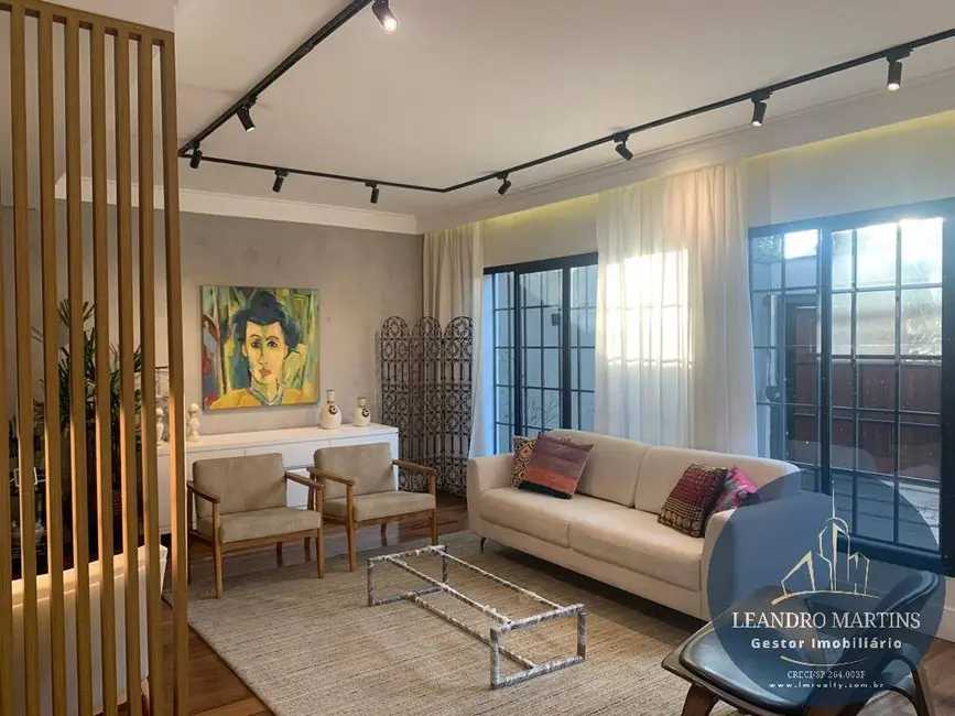Foto 2 de Sobrado com 3 quartos à venda, 400m2 em Planalto Paulista, São Paulo - SP