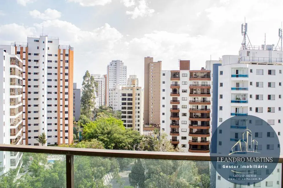 Foto 3 de Apartamento com 3 quartos à venda, 247m2 em Vila Suzana, São Paulo - SP