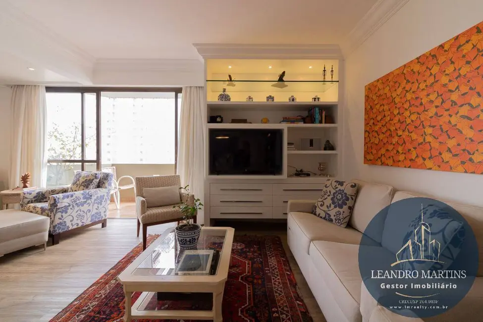 Apartamento com 3 quartos à venda, 170m2 em Moema, São Paulo - SP - imagem 3 Foto 3 de Apartamento com 3 quartos à venda, 170m2 em Moema, São Paulo - SP