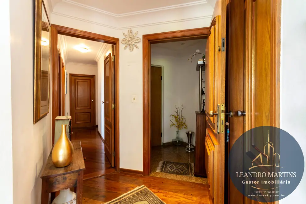 Apartamento com 3 quartos à venda, 145m2 em Vila Mariana, São Paulo - SP - imagem 2 Foto 2 de Apartamento com 3 quartos à venda, 145m2 em Vila Mariana, São Paulo - SP