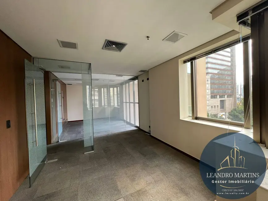 Sala Comercial à venda, 115m2 em Vila Olímpia, São Paulo - SP - imagem 3 Foto 3 de Sala Comercial à venda, 115m2 em Vila Olímpia, São Paulo - SP