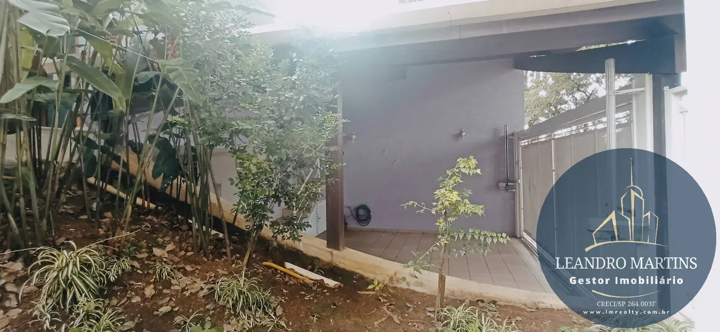 Casa com 4 quartos à venda, 321m2 em Planalto Paulista, São Paulo - SP - imagem 2 Foto 2 de Casa com 4 quartos à venda, 321m2 em Planalto Paulista, São Paulo - SP