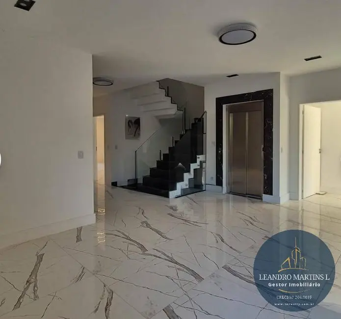 Casa de Condomínio com 6 quartos à venda, 1200m2 em Recreio dos Bandeirantes, Rio De Janeiro - RJ - imagem 6 Foto 6 de Casa de Condomínio com 6 quartos à venda, 1200m2 em Recreio dos Bandeirantes, Rio De Janeiro - RJ