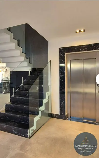 Casa de Condomínio com 6 quartos à venda, 1200m2 em Recreio dos Bandeirantes, Rio De Janeiro - RJ - imagem 8 Foto 8 de Casa de Condomínio com 6 quartos à venda, 1200m2 em Recreio dos Bandeirantes, Rio De Janeiro - RJ