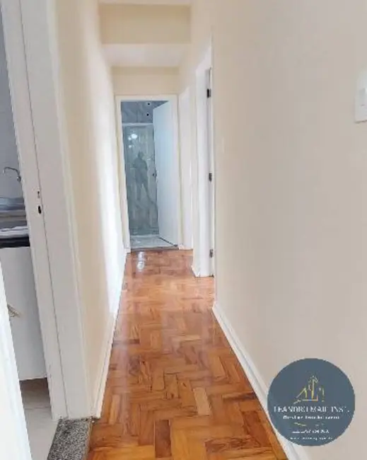 Apartamento com 3 quartos à venda, 69m2 em Aclimação, São Paulo - SP - imagem 3 Foto 3 de Apartamento com 3 quartos à venda, 69m2 em Aclimação, São Paulo - SP