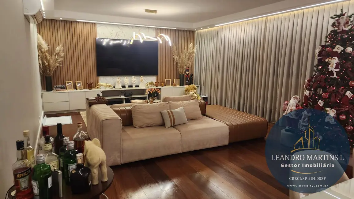 Foto 3 de Apartamento com 4 quartos à venda, 245m2 em Vila Suzana, São Paulo - SP