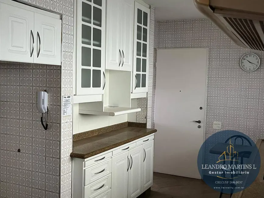 Foto 9 de Apartamento com 3 quartos à venda, 202m2 em Vila Suzana, São Paulo - SP