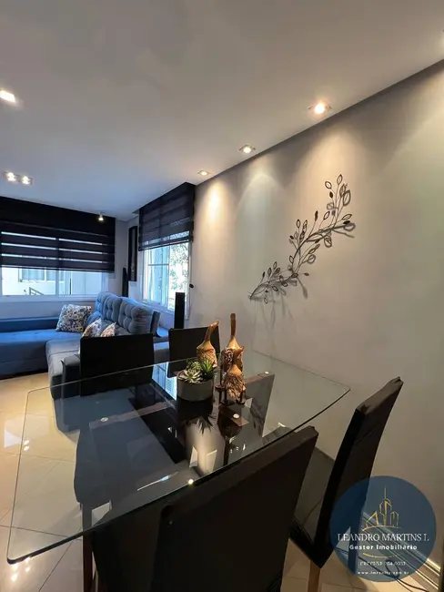 Foto 2 de Casa de Condomínio com 2 quartos à venda, 72m2 em Jardim Cristal, São Paulo - SP