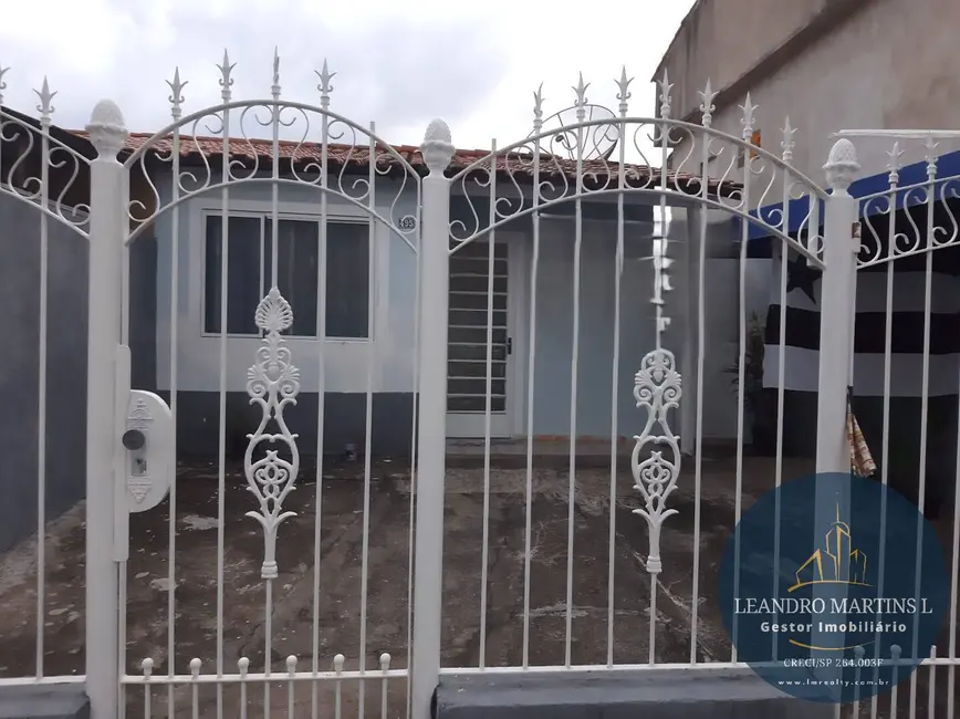 Foto 1 de Casa com 2 quartos à venda, 143m2 em Volta Redonda - RJ