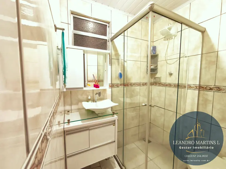 Casa com 5 quartos à venda, 143m2 em Volta Redonda - RJ - imagem 9 Foto 9 de Casa com 5 quartos à venda, 143m2 em Volta Redonda - RJ
