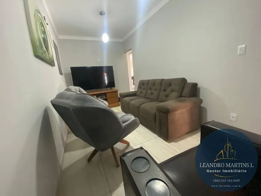 Foto 2 de Casa com 2 quartos à venda, 67m2 em Volta Redonda - RJ