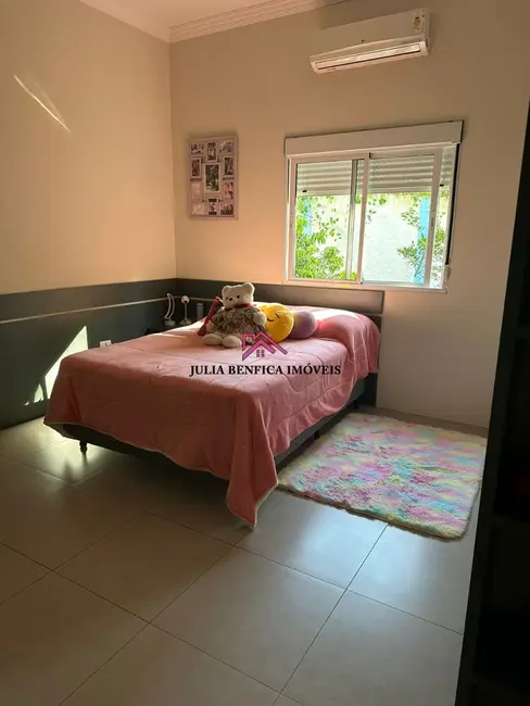 Casa de Condomínio com 3 quartos à venda, 400m2 em Ibiuna - SP - imagem 8 Foto 8 de Casa de Condomínio com 3 quartos à venda, 400m2 em Ibiuna - SP