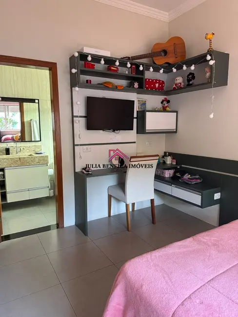 Casa de Condomínio com 3 quartos à venda, 400m2 em Ibiuna - SP - imagem 9 Foto 9 de Casa de Condomínio com 3 quartos à venda, 400m2 em Ibiuna - SP