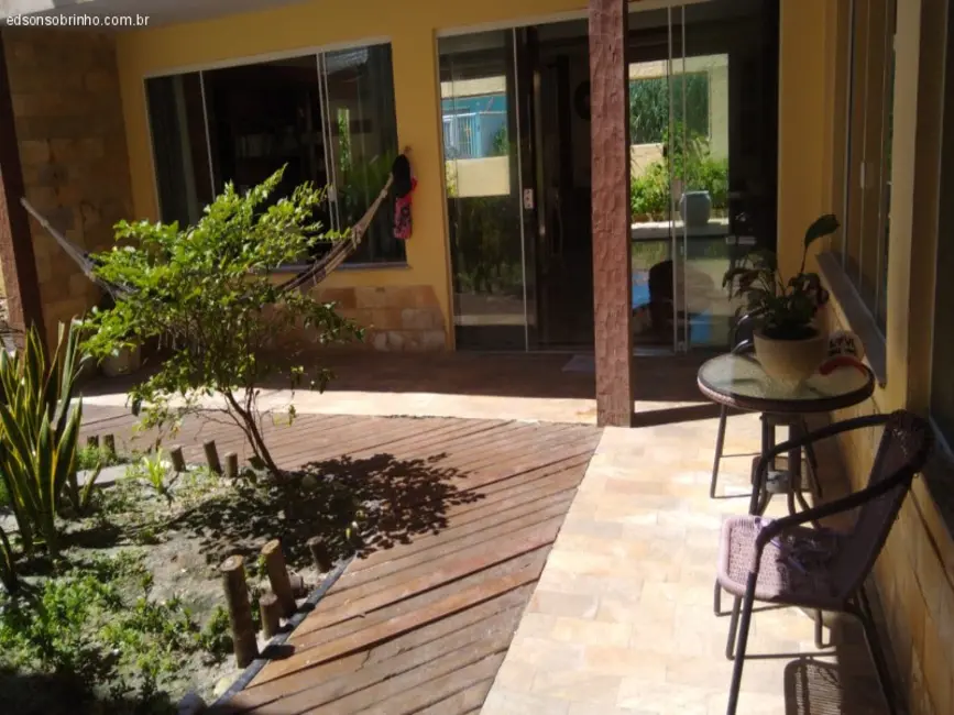 Foto 9 de Casa com 5 quartos à venda, 378m2 em Miguel Couto, Cabo Frio - RJ