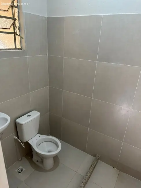 Casa com 1 quarto para alugar, 47m2 em Jardim Vinte e Cinco de Agosto, Duque De Caxias - RJ - imagem 6 Foto 6 de Casa com 1 quarto para alugar, 47m2 em Jardim Vinte e Cinco de Agosto, Duque De Caxias - RJ