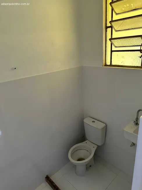 Casa com 1 quarto para alugar, 47m2 em Jardim Vinte e Cinco de Agosto, Duque De Caxias - RJ - imagem 4 Foto 4 de Casa com 1 quarto para alugar, 47m2 em Jardim Vinte e Cinco de Agosto, Duque De Caxias - RJ