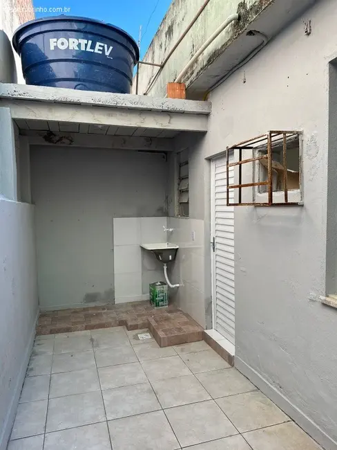Casa com 1 quarto para alugar, 47m2 em Jardim Vinte e Cinco de Agosto, Duque De Caxias - RJ - imagem 7 Foto 7 de Casa com 1 quarto para alugar, 47m2 em Jardim Vinte e Cinco de Agosto, Duque De Caxias - RJ