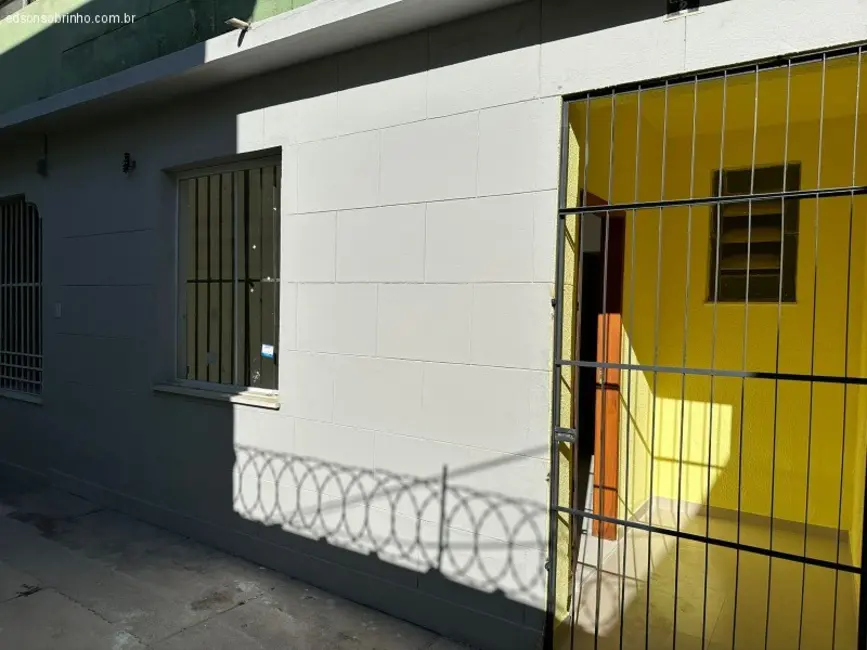 Foto 1 de Casa com 1 quarto para alugar, 47m2 em Jardim Vinte e Cinco de Agosto, Duque De Caxias - RJ