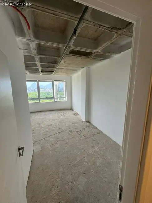 Sala Comercial à venda, 26m2 em Barra da Tijuca, Rio De Janeiro - RJ - imagem 9 Foto 9 de Sala Comercial à venda, 26m2 em Barra da Tijuca, Rio De Janeiro - RJ