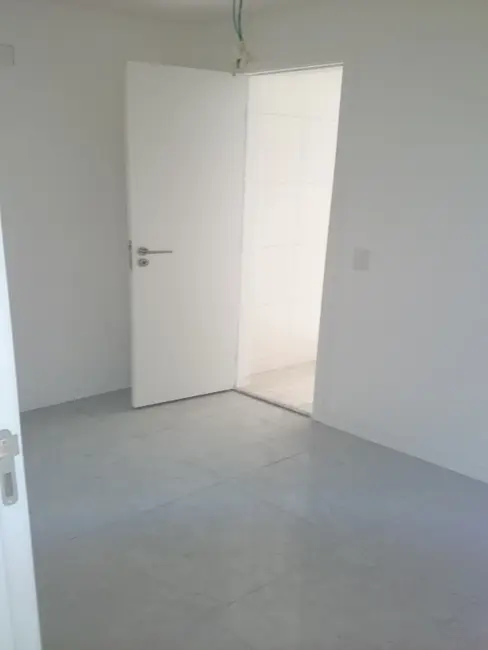 Apartamento com 3 quartos à venda e para alugar, 82m2 em Jardim Vinte e Cinco de Agosto, Duque De Caxias - RJ - imagem 4 Foto 4 de Apartamento com 3 quartos à venda e para alugar, 82m2 em Jardim Vinte e Cinco de Agosto, Duque De Caxias - RJ