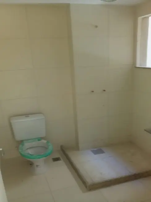 Foto 2 de Apartamento com 1 quarto para alugar, 42m2 em Jardim Vinte e Cinco de Agosto, Duque De Caxias - RJ