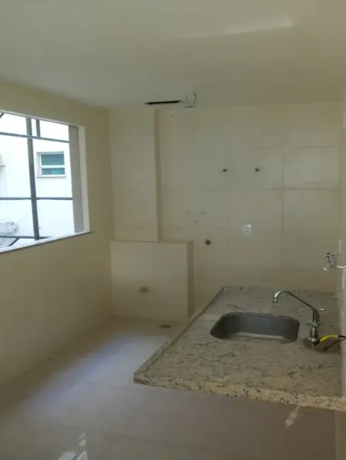 Foto 7 de Apartamento com 1 quarto para alugar, 42m2 em Jardim Vinte e Cinco de Agosto, Duque De Caxias - RJ