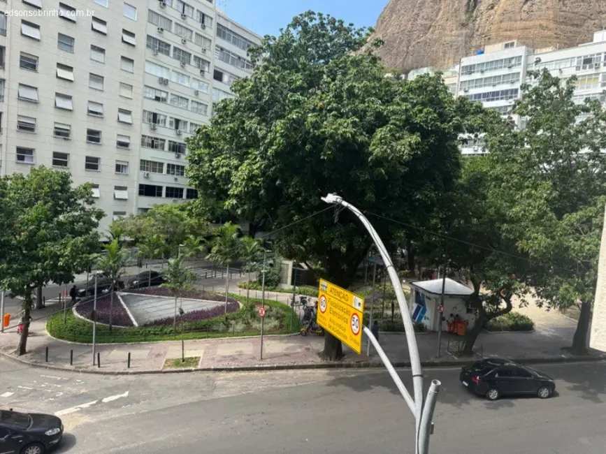 Foto 2 de Apartamento com 3 quartos à venda, 209m2 em Copacabana, Rio De Janeiro - RJ
