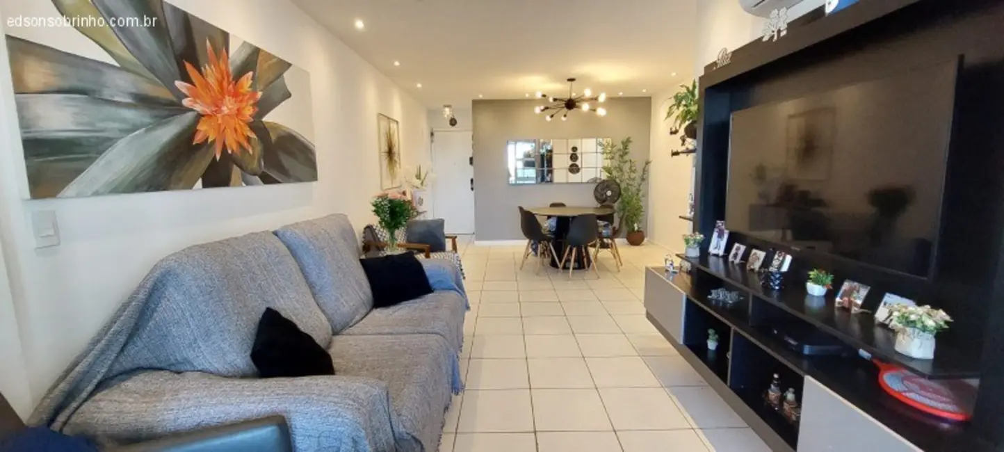 Apartamento com 4 quartos à venda e para alugar, 114m2 em Rio De Janeiro - RJ - imagem 4 Foto 4 de Apartamento com 4 quartos à venda e para alugar, 114m2 em Rio De Janeiro - RJ