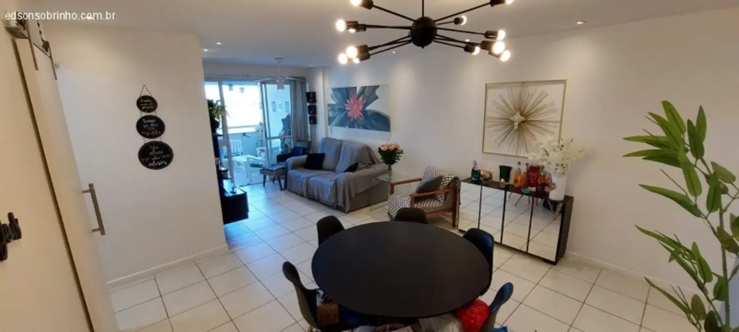 Apartamento com 4 quartos à venda e para alugar, 114m2 em Rio De Janeiro - RJ - imagem 5 Foto 5 de Apartamento com 4 quartos à venda e para alugar, 114m2 em Rio De Janeiro - RJ