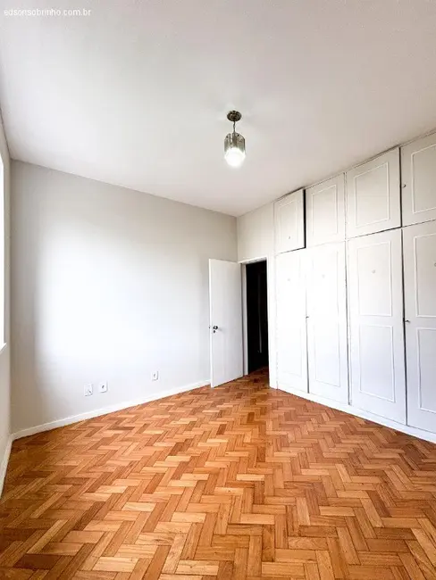 Apartamento com 4 quartos à venda, 142m2 em Centro, Petropolis - RJ - imagem 9 Foto 9 de Apartamento com 4 quartos à venda, 142m2 em Centro, Petropolis - RJ