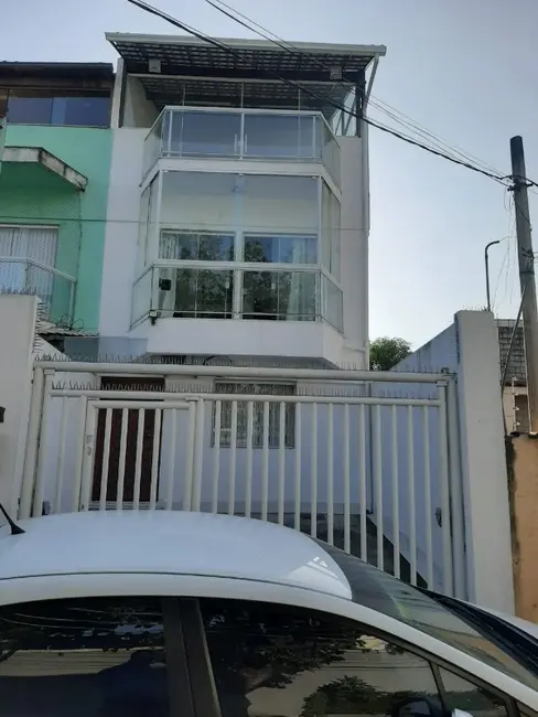 Foto 1 de Casa com 3 quartos à venda, 130m2 em Jardim Vinte e Cinco de Agosto, Duque De Caxias - RJ
