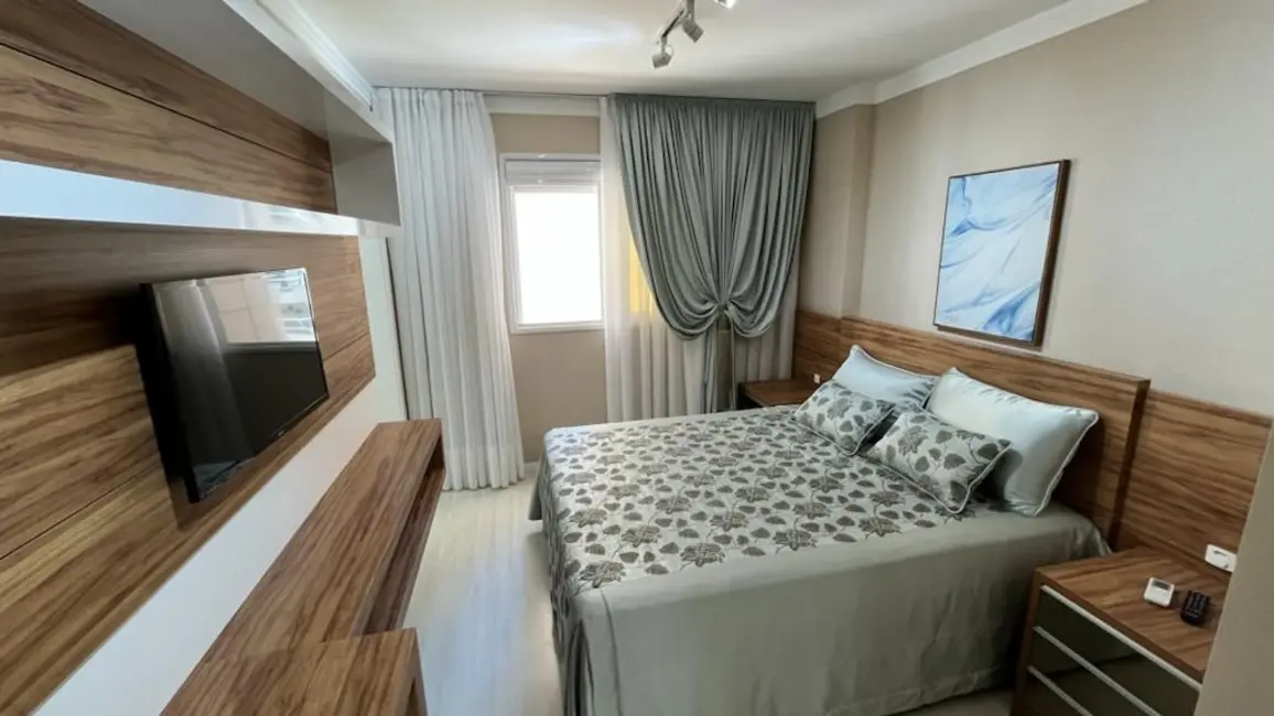 Foto 35 de Apartamento à venda em Meia Praia, Itapema - SC