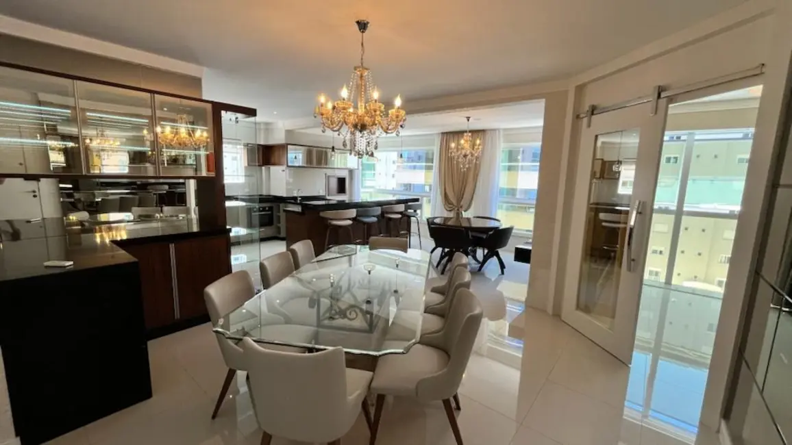 Foto 5 de Apartamento à venda em Meia Praia, Itapema - SC