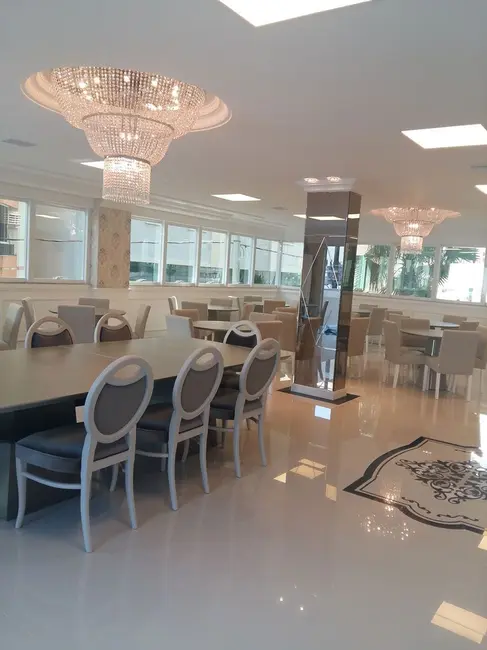 Foto 25 de Apartamento à venda em Meia Praia, Itapema - SC