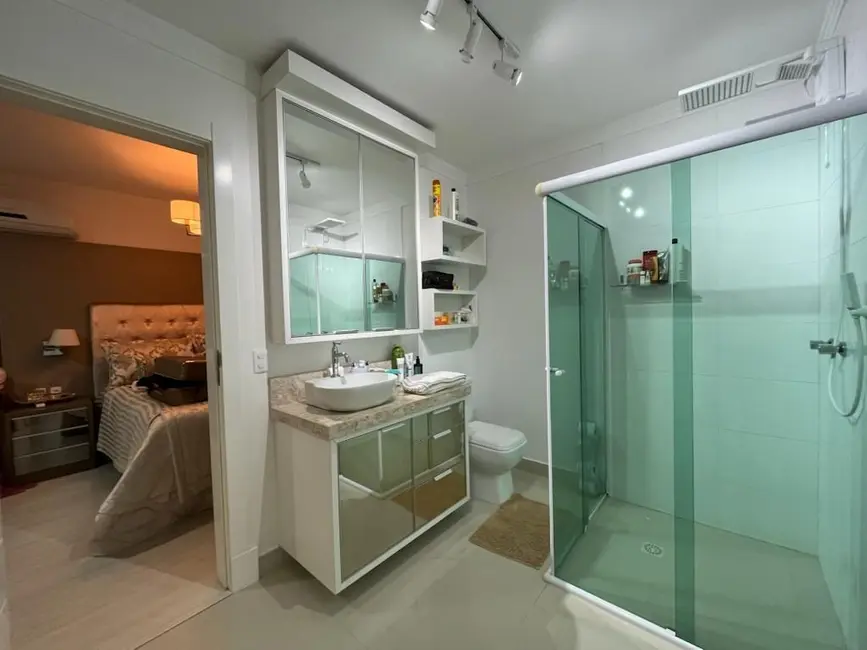 Foto 29 de Apartamento à venda em Meia Praia, Itapema - SC